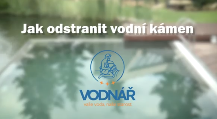 Боротьба з осадом і вапняним нальотом у басейні [відеоінструкція]